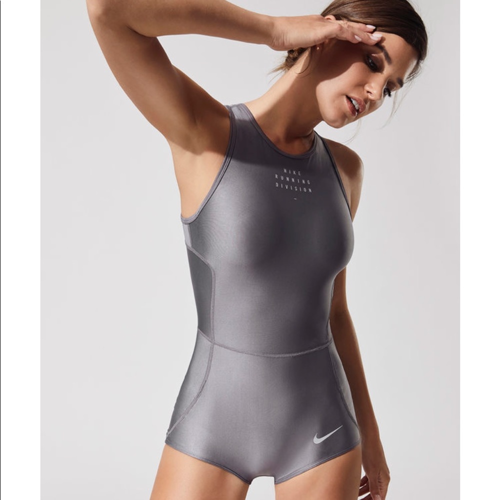 NIKE WOMENS BODYSUIT GREY NWT SIZE SMALL - Picture 2 of 4